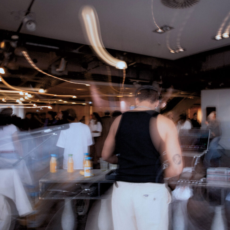 Krass-Festival-2026-Kampnagel-Hamburg-Just-Grove-Mona-Farivar-Foto-The-artist